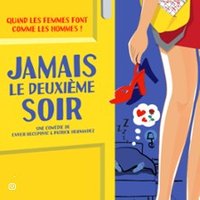 Les Copines D'abord - Le Rideau Rouge De Lyon